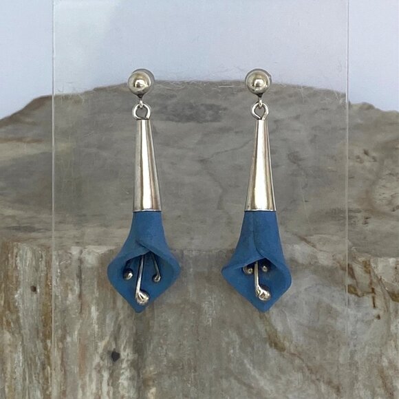 Sterling Silver 925 1.5" Blue Resin 3D Calla Lily Floral Flower Dangle Earrings - Picture 14 of 16